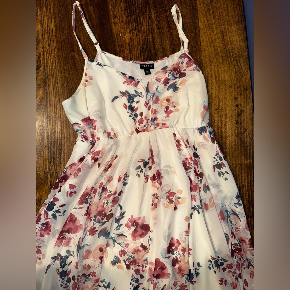 Torrid Chiffon Dress Barely Used Tea Length With Pockets